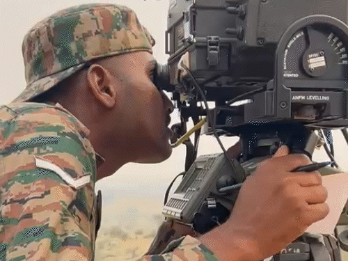 बीकानेर में जवानों ने ड्रोन से दुश्मन ढूंढकर गोलियां बरसाई:T-72 टैंक से उड़ाए ठिकाने; डिजिटल फायरिंग सिस्टम से सटीक निशाना लगाया 3 mix cover r 2 1761827487